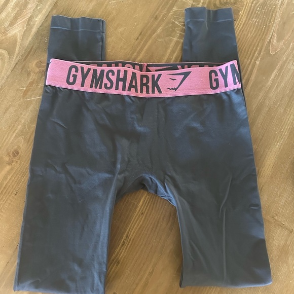 5 pair of gymshark leggings size small - Picture 8 of 16